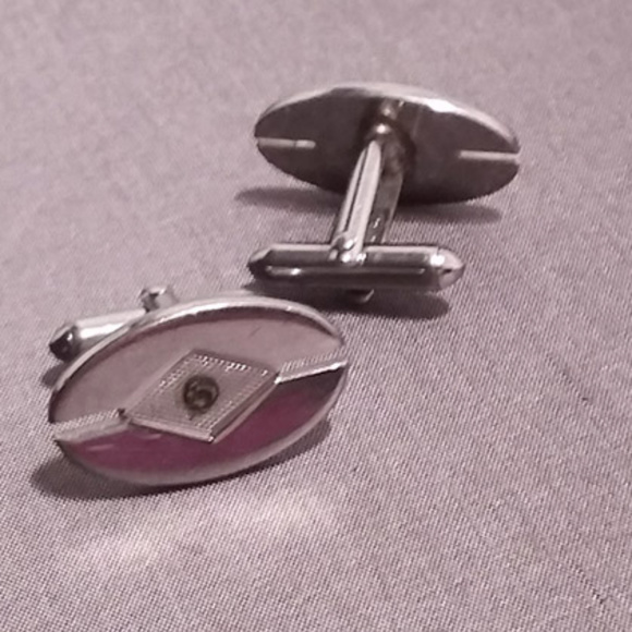 Vintage men's Swank Cufflinks Silvertone EUC - Picture 2 of 6